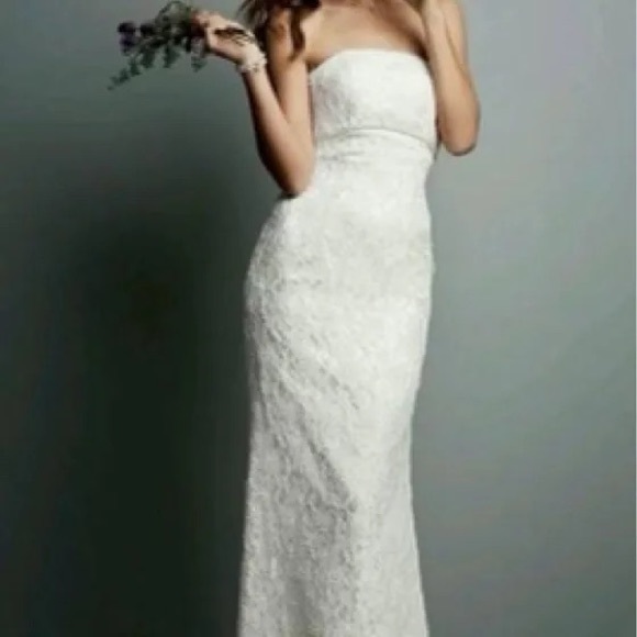 David's Bridal Dresses & Skirts - Lovely Davids Bridal lace gown with sequins [Ivory]